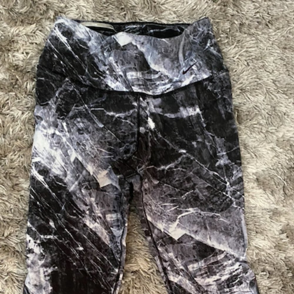 Cropped Leggings